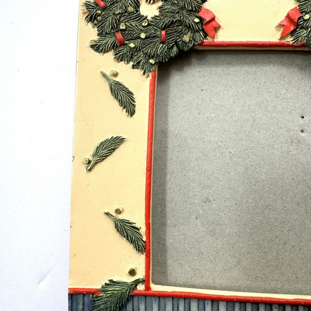 Design West Christmas Wreath Picture Frame Hand Painted 4x6 Vintage 2003 Holiday
